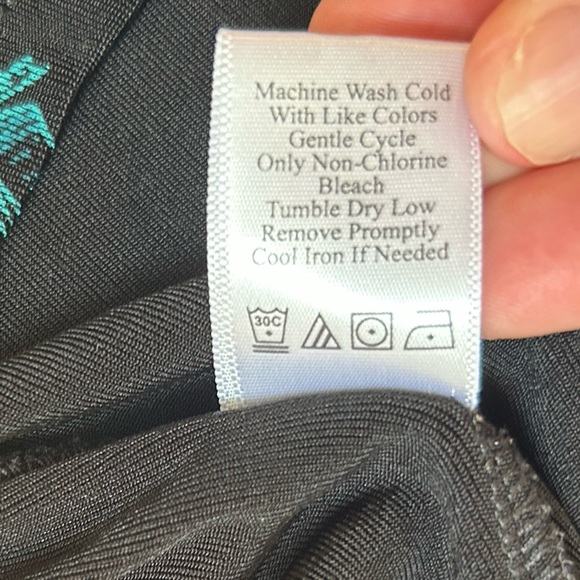 Coldwater Creek Womens Blouse Top Plus Size 2X Pineapple Sail Boats Black Blue - Picture 6 of 10